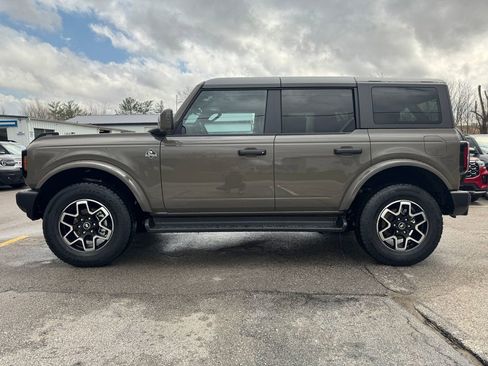 New 2026 Ford Bronco Outer Banks AWD/4WD image 8