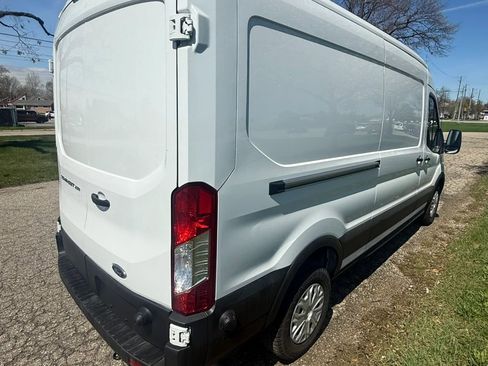 Used 2024 Ford Transit 250 148 Medium Roof w/ Load Area Protection Package RWD image 8