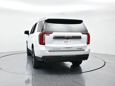 Used 2023 GMC Yukon AT4 w/ Technology Package AWD/4WD image 8