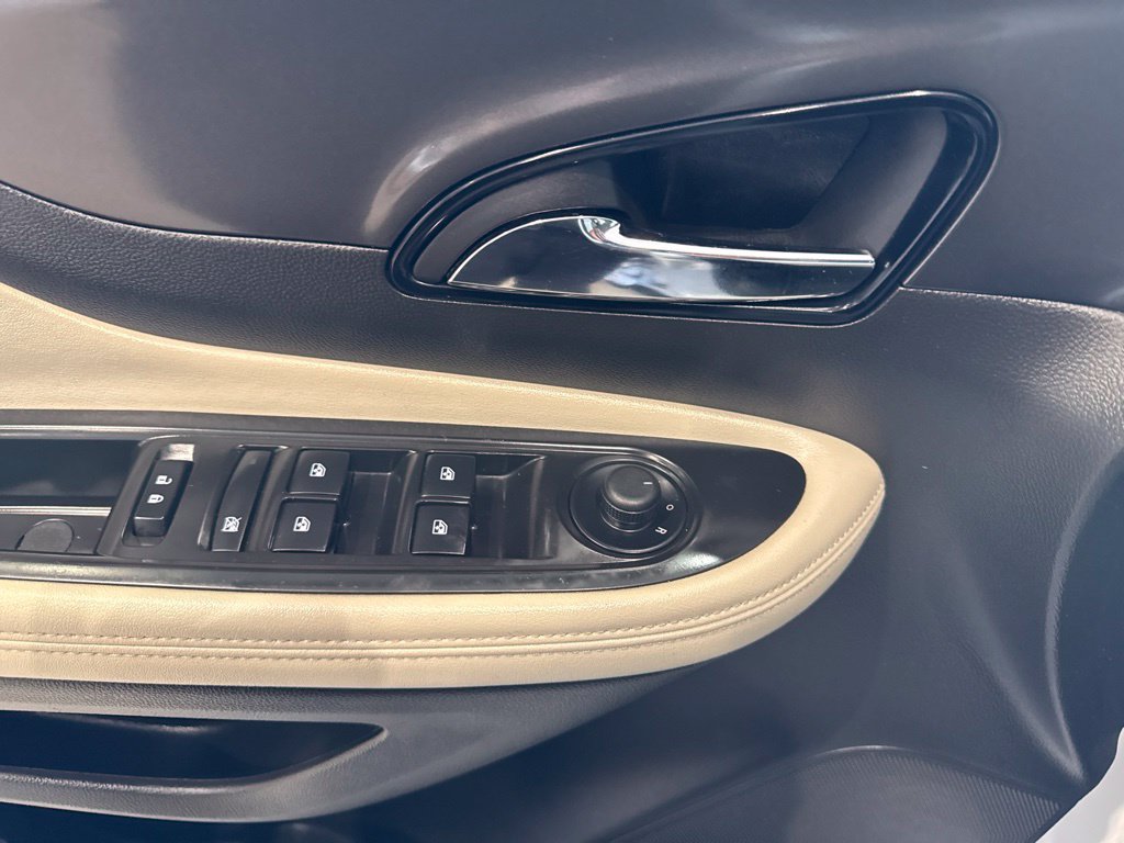 Used 2018 Buick Encore Preferred AWD/4WD image 24