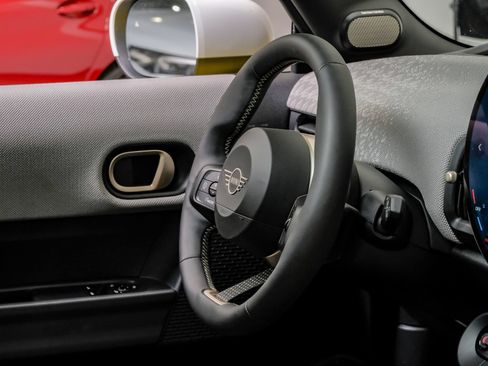 Used 2025 MINI Cooper S FWD image 17
