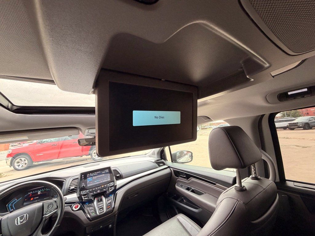 Used 2018 Honda Odyssey Elite image 16