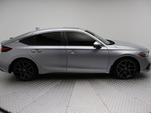 Used 2023 Honda Civic Sport Touring image 7