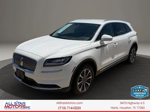 Used 2021 Lincoln Nautilus FWD w/ Equipment Group 101A image 3