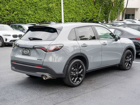 Used 2025 Honda HR-V Sport image 5
