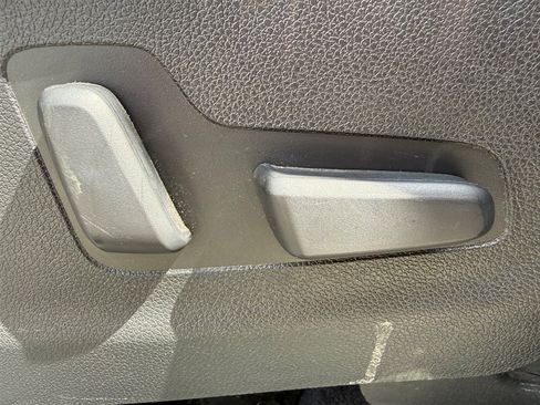 Used 2017 Kia Sorento SX image 26