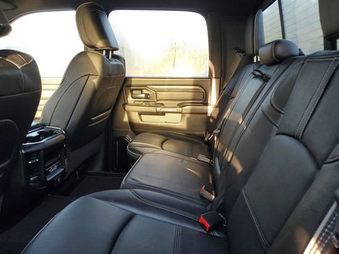 Used 2024 RAM 2500 Limited AWD/4WD image 11