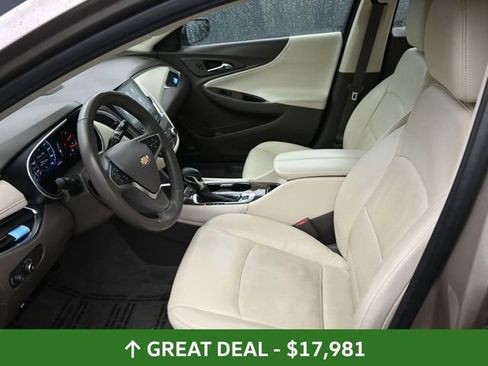 Used 2024 Chevrolet Malibu LT image 18