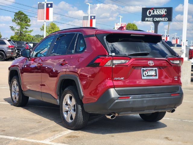 Used 2025 Toyota RAV4 XLE AWD/4WD image 5