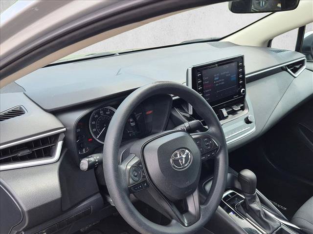 Used 2021 Toyota Corolla LE w/ LE Convenience Package FWD image 9