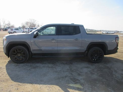New 2026 GMC Sierra EV Elevation image 8