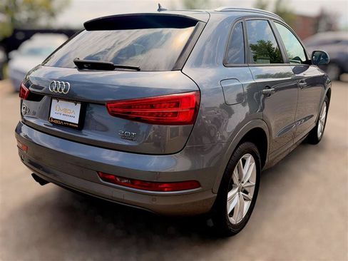 Used 2017 Audi Q3 2.0T Premium AWD/4WD image 4