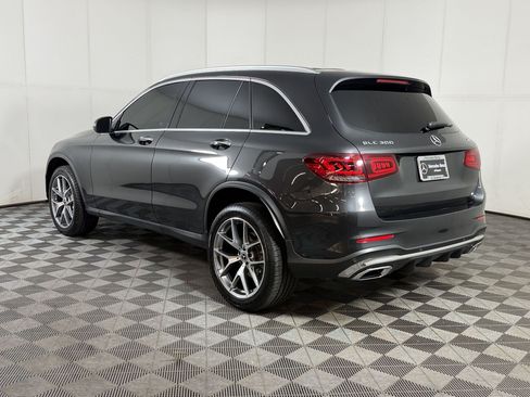 Used 2022 Mercedes-Benz GLC 300 4MATIC image 3