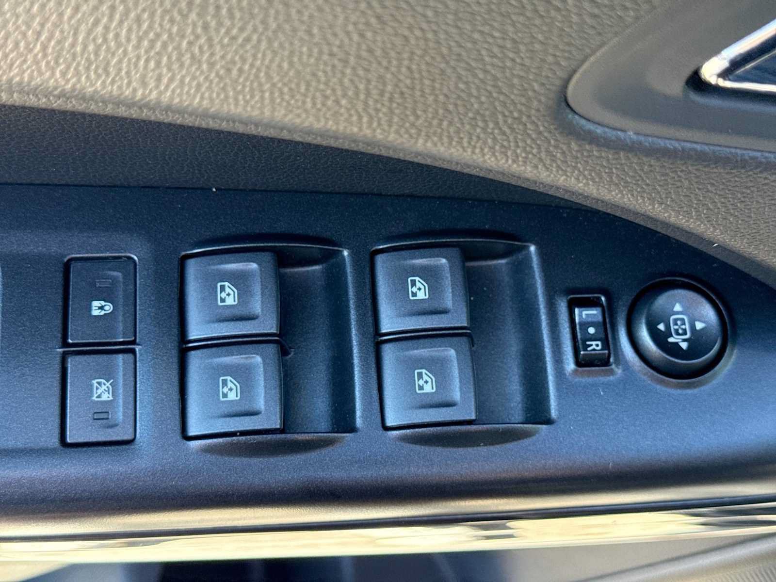 Used 2019 GMC Canyon All Terrain w/ Trailering Package AWD/4WD image 16
