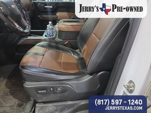 Used 2022 Chevrolet Silverado 2500 High Country w/ Safety Package II AWD/4WD image 7