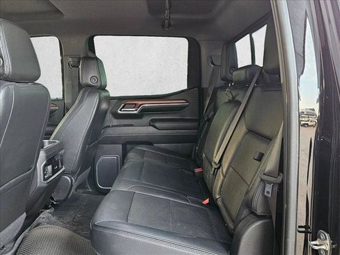 Used 2023 GMC Sierra 1500 Denali w/ Technology Package AWD/4WD image 13
