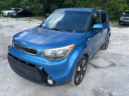Used 2016 Kia Soul + w/ Designer's Package FWD image 2