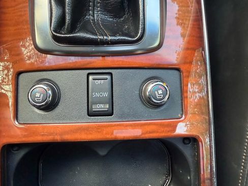 Used 2012 INFINITI FX35 FX35 Sport Utility 4D w/ Premium Pkg image 19