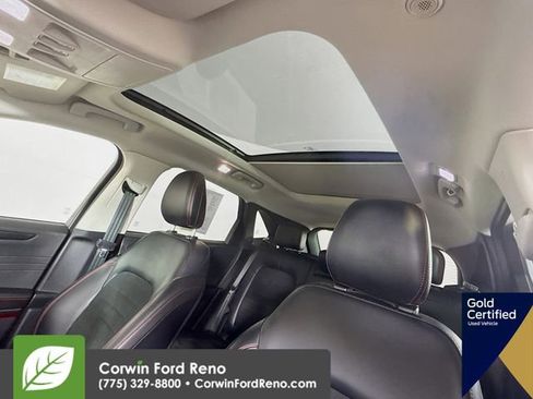 Certified 2022 Ford Escape SEL w/ SEL Stealth AWD Package image 27