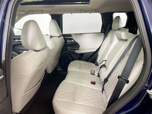 Used 2024 Mitsubishi Outlander SEL image 24