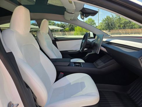 Used 2025 Tesla Model 3 Long Range RWD image 26