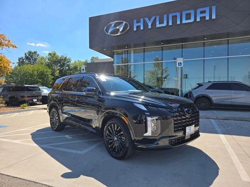 Used 2025 Hyundai Palisade Calligraphy image 1