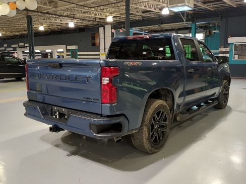 Used 2024 Chevrolet Silverado 1500 Custom w/ Turbomax Blackout Package AWD/4WD image 8