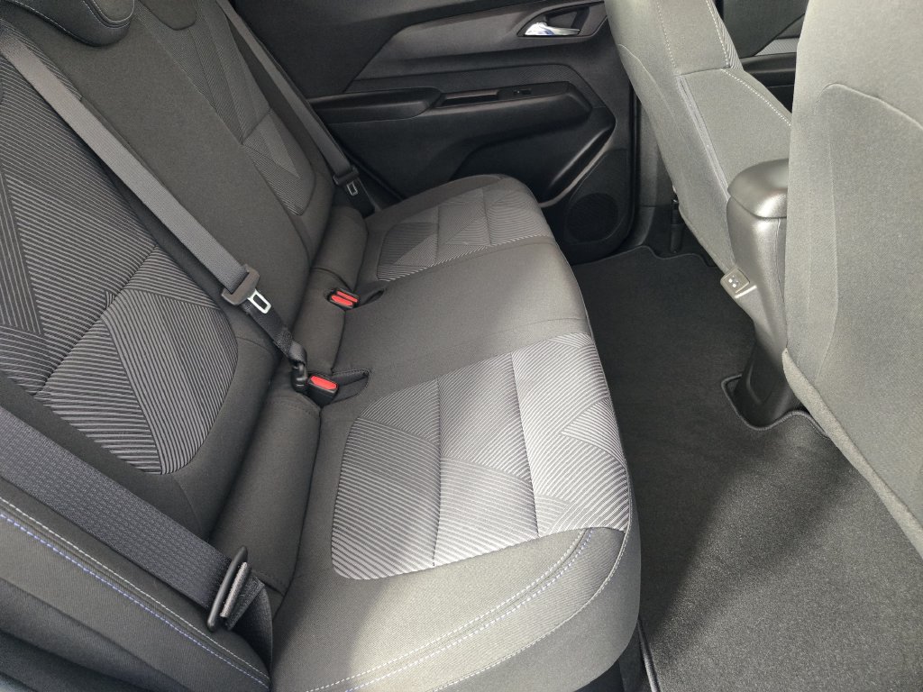 New 2027 Chevrolet Bolt LT w/ Comfort Package FWD image 35