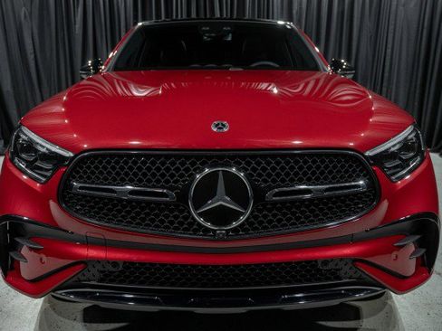 New 2026 Mercedes-Benz GLC 300 4MATIC image 2
