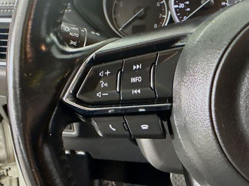 Used 2018 MAZDA CX-5 Touring FWD image 14