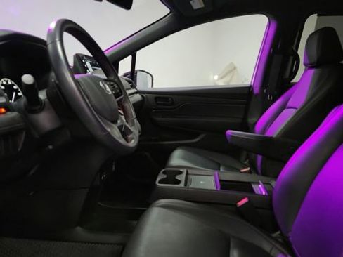 Used 2025 Honda Odyssey Sport-L image 16