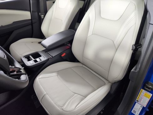 New 2026 Ford Mustang Mach-E Premium image 12