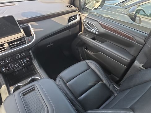 Used 2021 Chevrolet Tahoe LS w/ Driver Alert Package RWD image 17