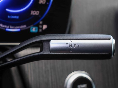 Used 2023 Mercedes-Benz EQS 450+ SUV image 24
