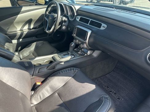 Used 2013 Chevrolet Camaro SS RWD image 29
