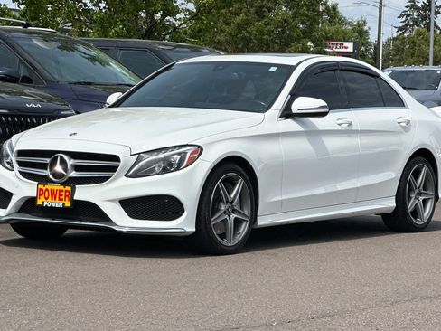 Used 2018 Mercedes-Benz C 300 4MATIC Sedan image 8