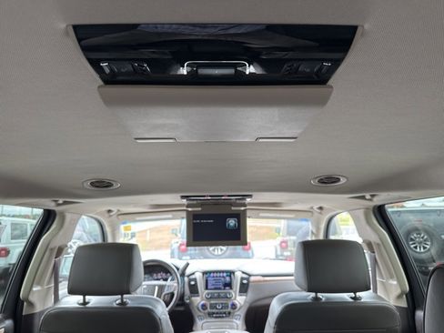 Used 2020 GMC Yukon XL Denali w/ Denali Ultimate Package image 28
