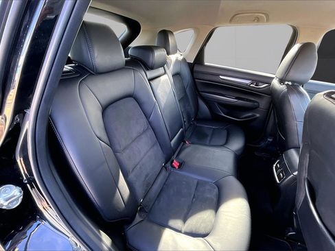Used 2019 MAZDA CX-5 Touring image 29
