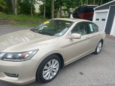 Used 2013 Honda Accord EX-L image 2