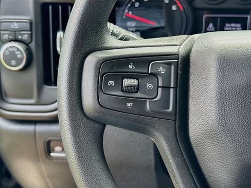 Used 2022 Chevrolet Silverado 1500 Custom RWD image 17