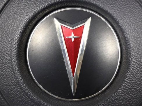 Used 2007 Pontiac Solstice Convertible w/ Premium Package RWD image 35