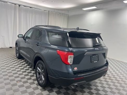 Used 2024 Ford Explorer XLT w/ Equipment Group 202A image 6