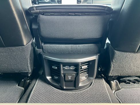 Used 2024 RAM 2500 Laramie w/ Night Edition AWD/4WD image 28