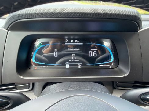 New 2026 Hyundai Elantra Sport FWD image 27