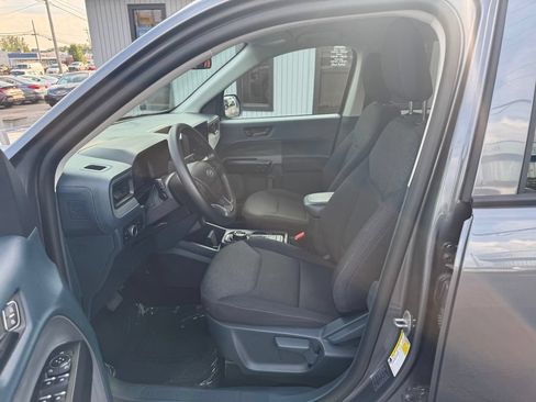 Used 2025 Ford Maverick XL FWD image 9