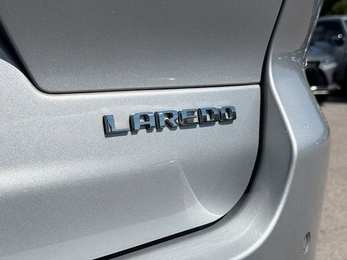 Used 2023 Jeep Grand Cherokee L Laredo image 43