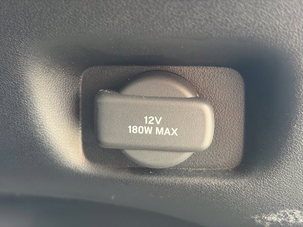 Used 2024 Honda HR-V Sport image 9