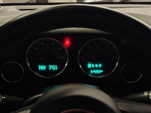 Used 2015 Jeep Wrangler Sport w/ Quick Order Package 24S AWD/4WD image 20