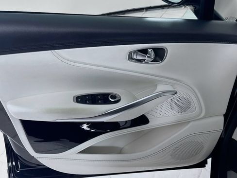 Used 2023 Aston Martin DBX 707 AWD/4WD image 15