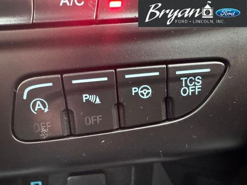 Used 2018 Ford Escape Titanium image 34